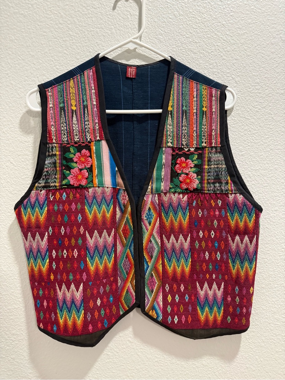 Cardagan Embroid Vest knit top